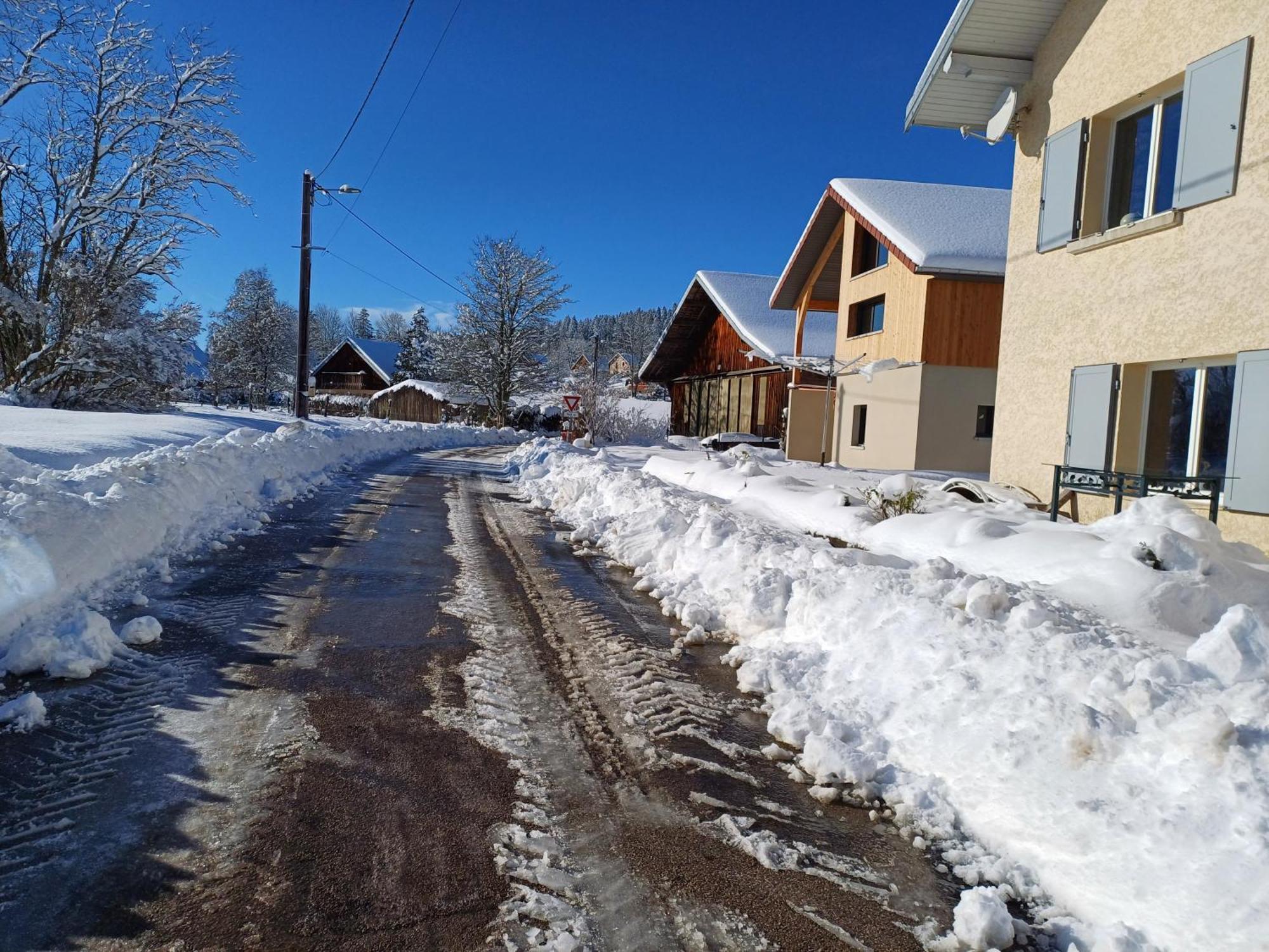 Fab Appartement Saint-Point-Lac Buitenkant foto